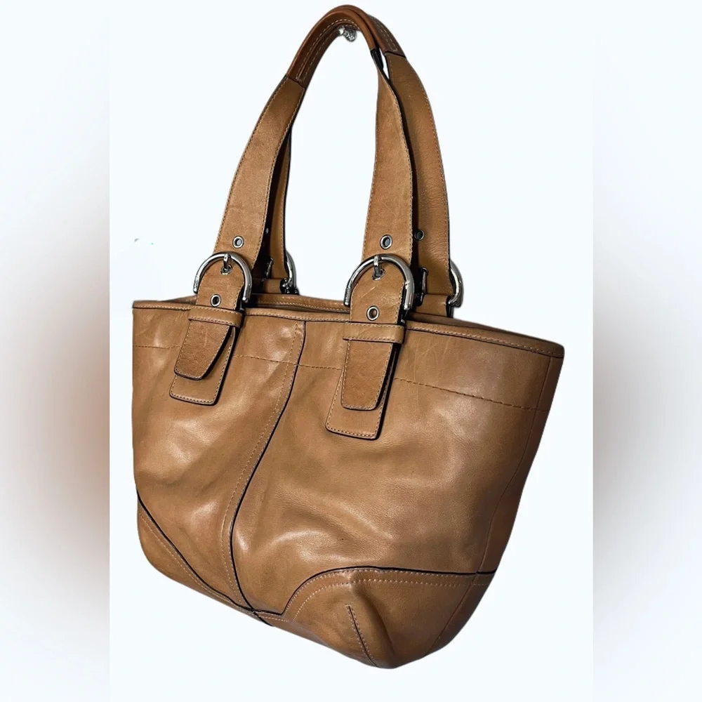 ❌SOLD❌Vintage Coach Leather Tan/Camel Color Shoulder/ Handbag - Picture 5 of 17